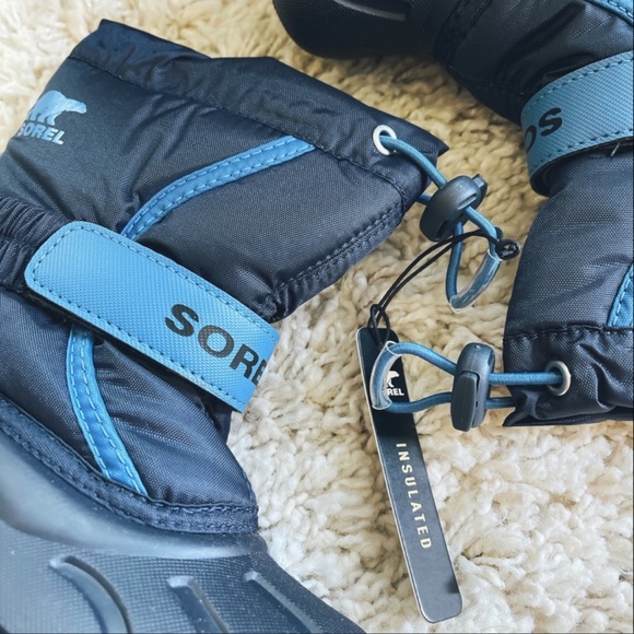 Sorel Resistant Snow Boot - Picture 3 of 6